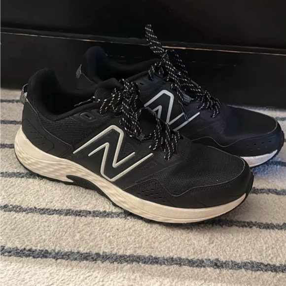 New Balance Shoes - New Balance Black Running Shoes